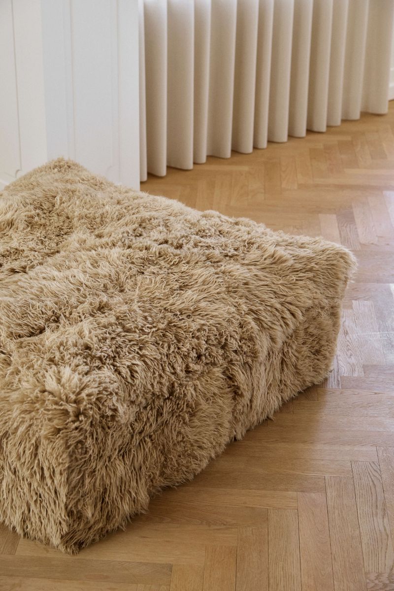 Julian Modulaire Bank | Midden Sectie | Back Country Schapenvacht Honing