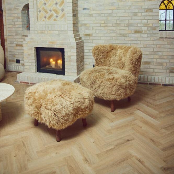 Emily Voetenbank | Lange Wol Honing