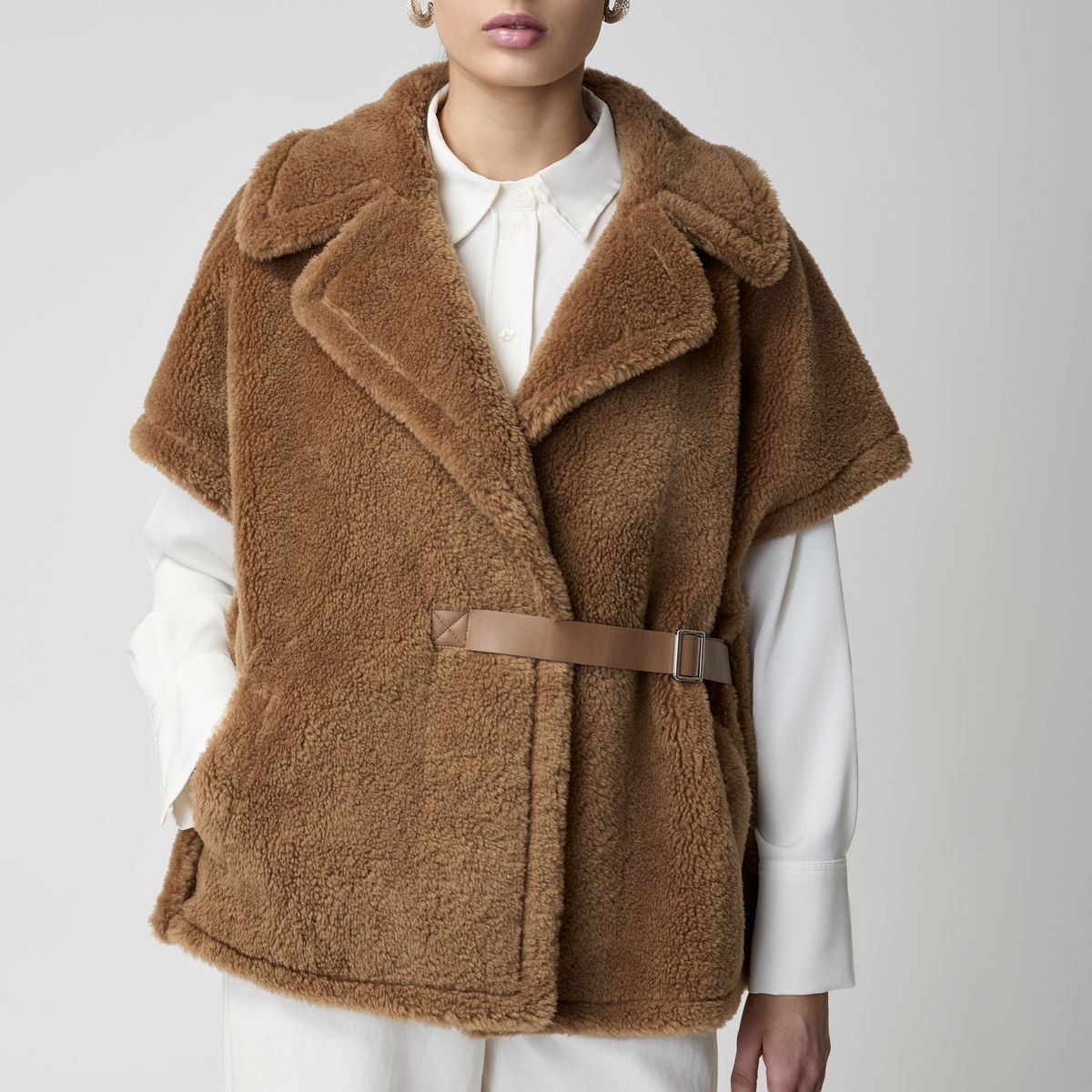Elvira Poncho Beige