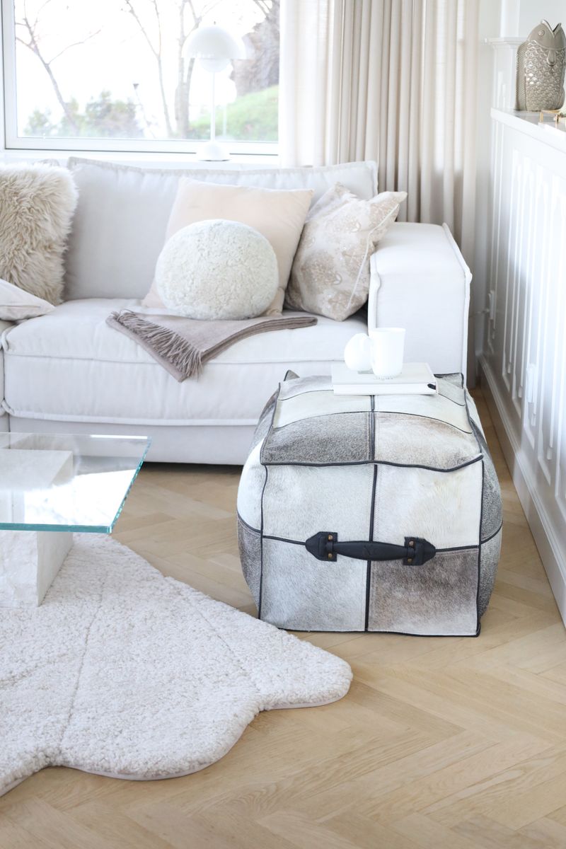 Kalfsleren Poef | Lang Grijs