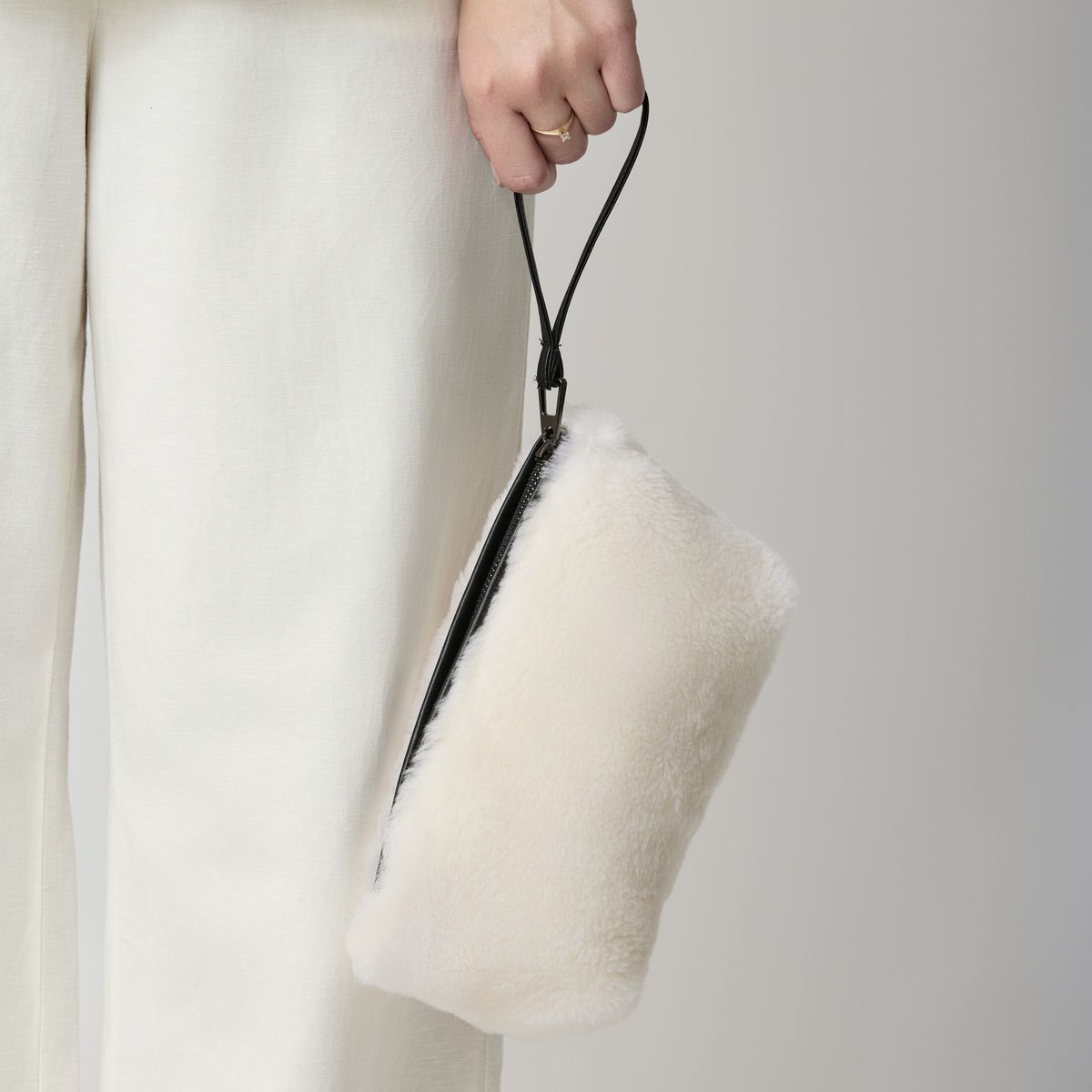 Nelly Clutch Tas Beige