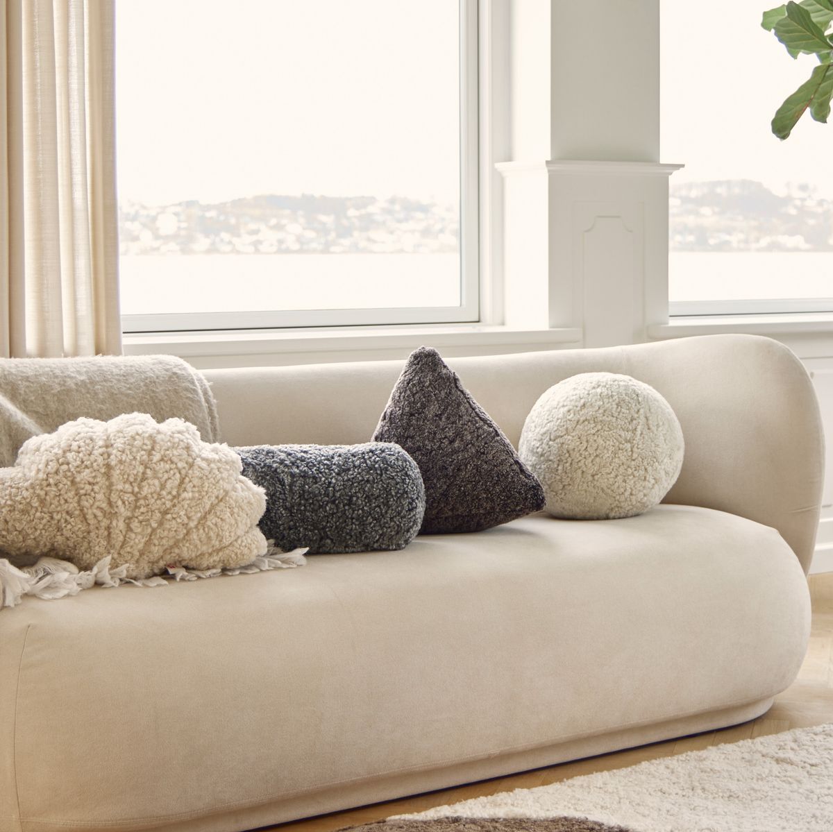 Hematiet Kussen | 35x35x35 cm Antraciet Grijs