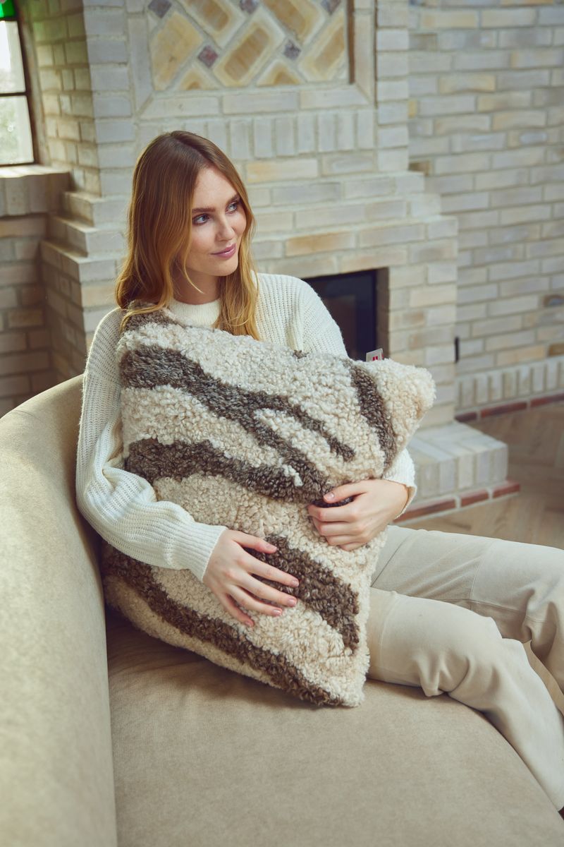 Zebra Kussen | Dubbelzijdig | 60x60 cm Taupe/Wit