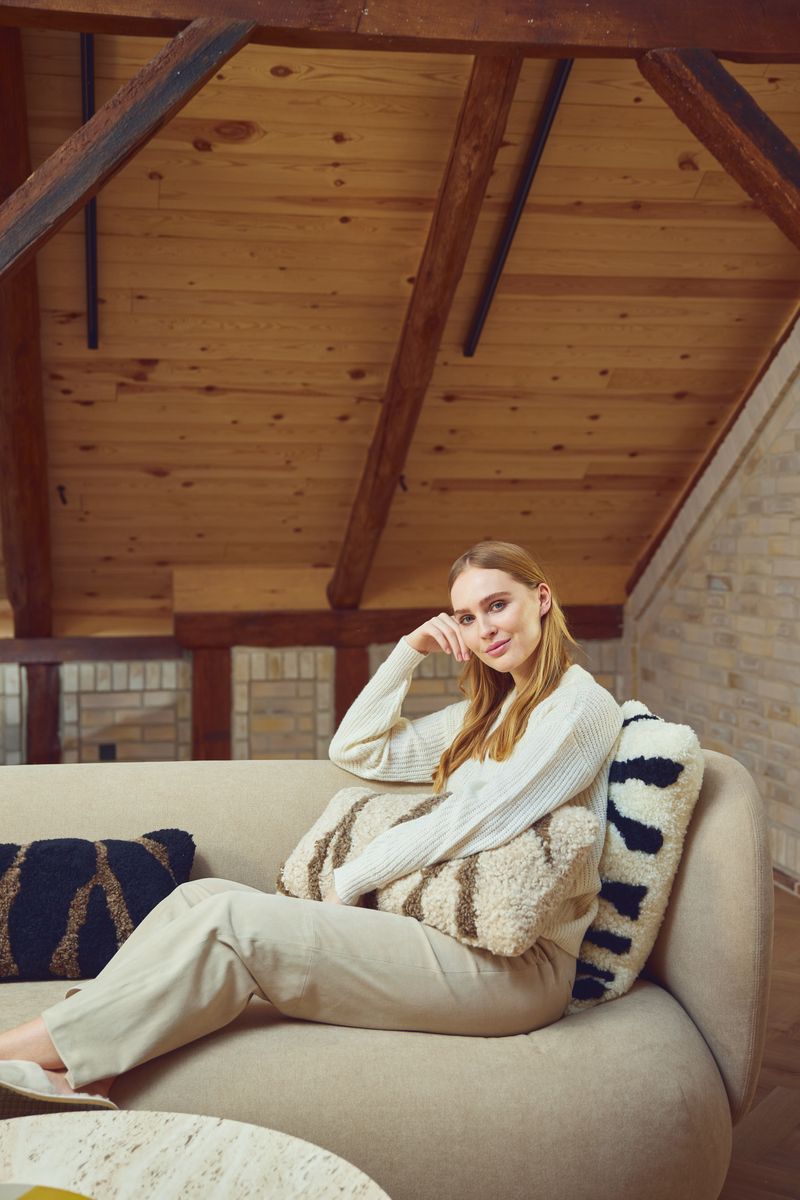 Zebra Kussen | Dubbelzijdig | 30x60 cm Taupe/Zwart