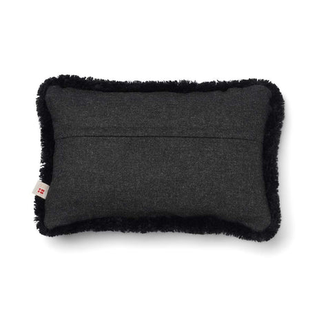 Kortharig Schapenvacht Kussen | KW rand | 52x52 cm | 34x52 cm Houtskool/Zwart