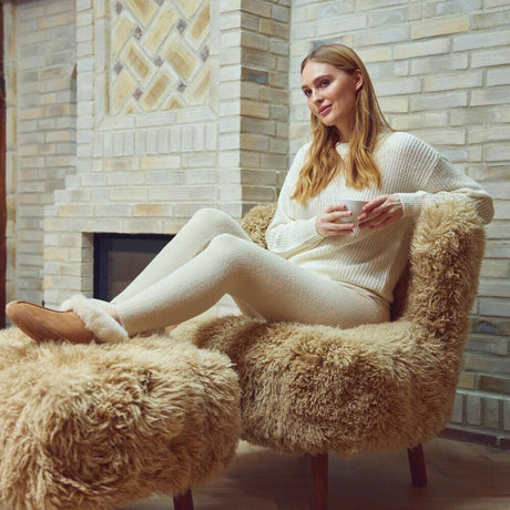 Emily Loungestoel | Langharige Schapenvacht Honing