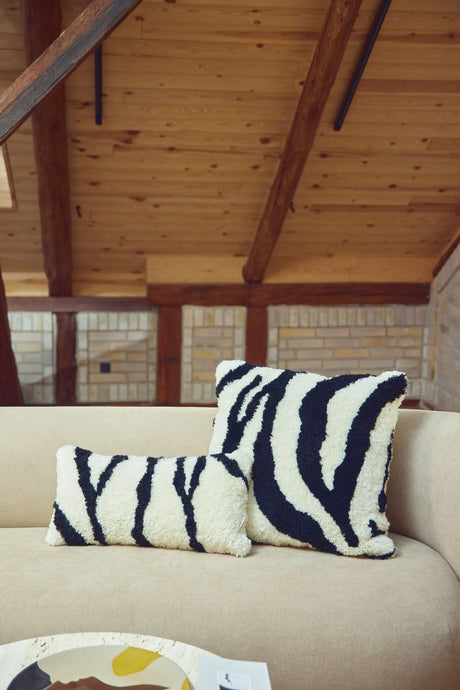 Zebra Kussen | Dubbelzijdig | 60x60 cm Ivoor/Zwart