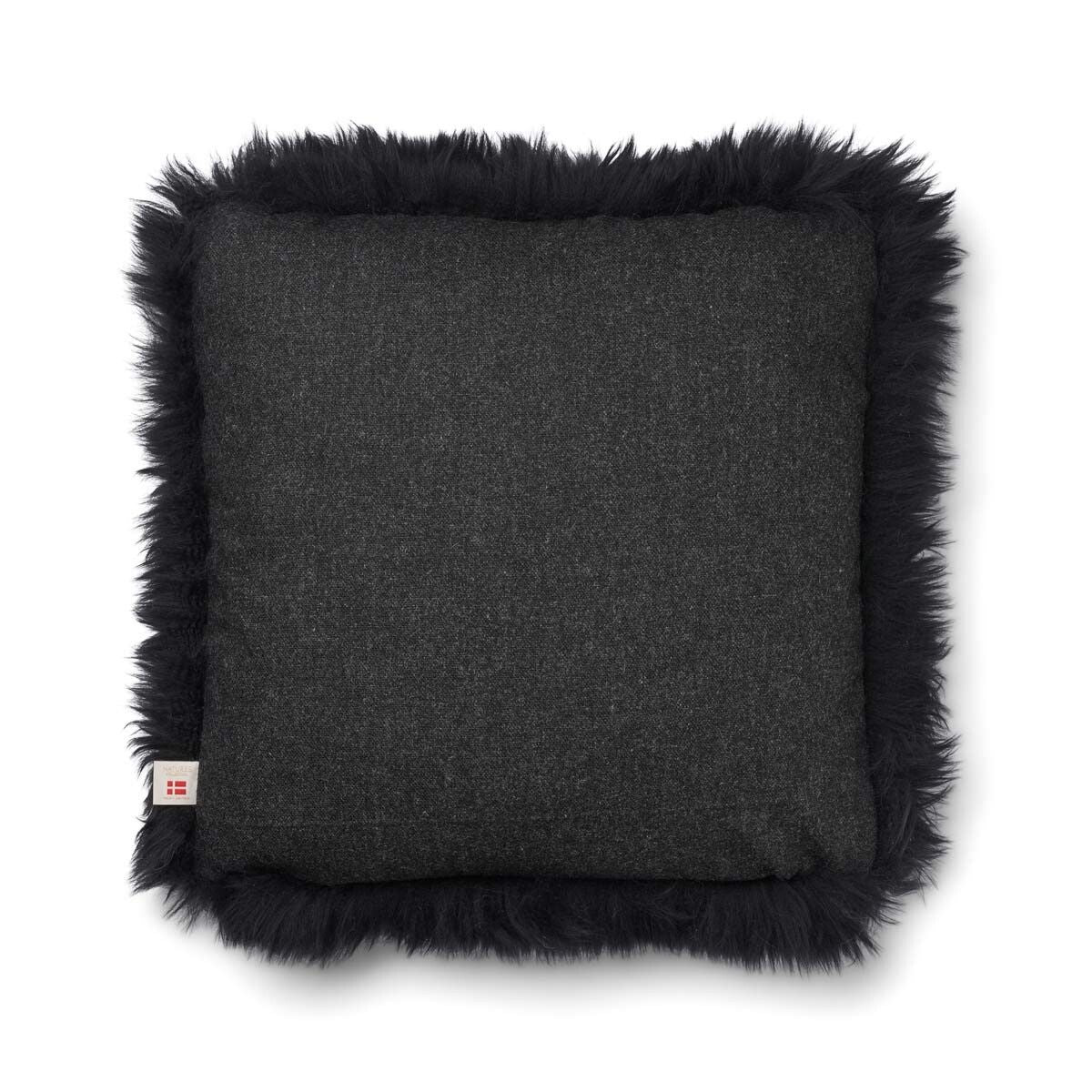 Langharig Schapenvacht Kussen | 52x52 cm | 34x52 cm Houtskool/Zwart