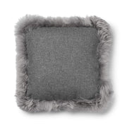 Wollen Kussen | LW rand | 52x52 cm | 34x52 cm