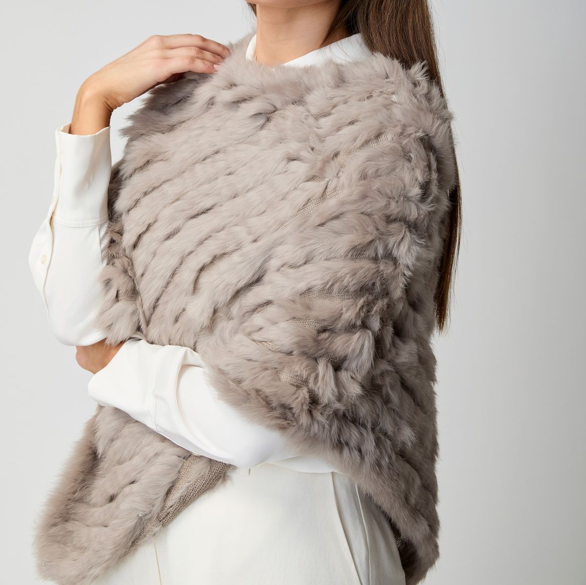 Molly Poncho Zwart