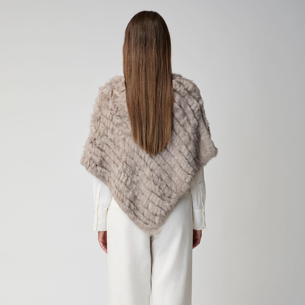 Molly Poncho Zwart
