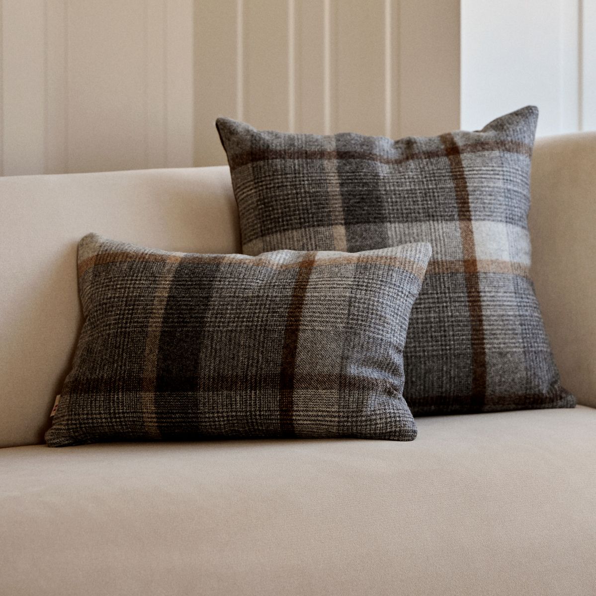 Dubbelzijdig Wollen Kussen | 52x52 cm | 34x52 cm Cacao-Donkerbruin
