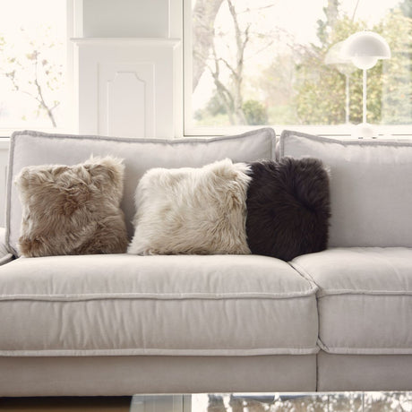 Langharig Schapenvacht Kussen | 35x35 cm Aubergine