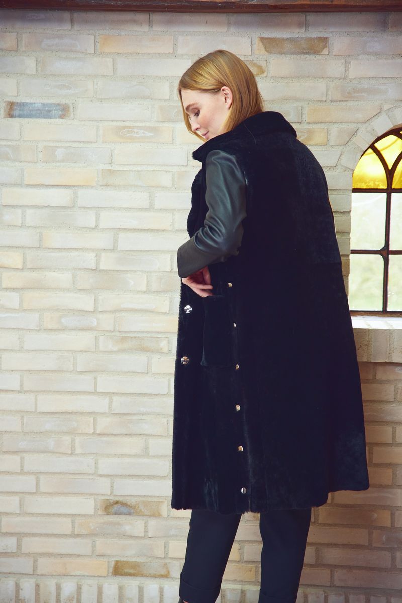 Raelynn Vest Zwart