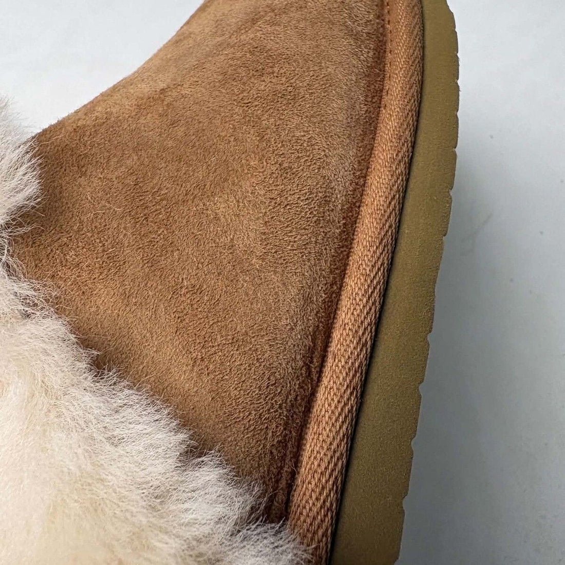 Nordic Curly Pantoffel