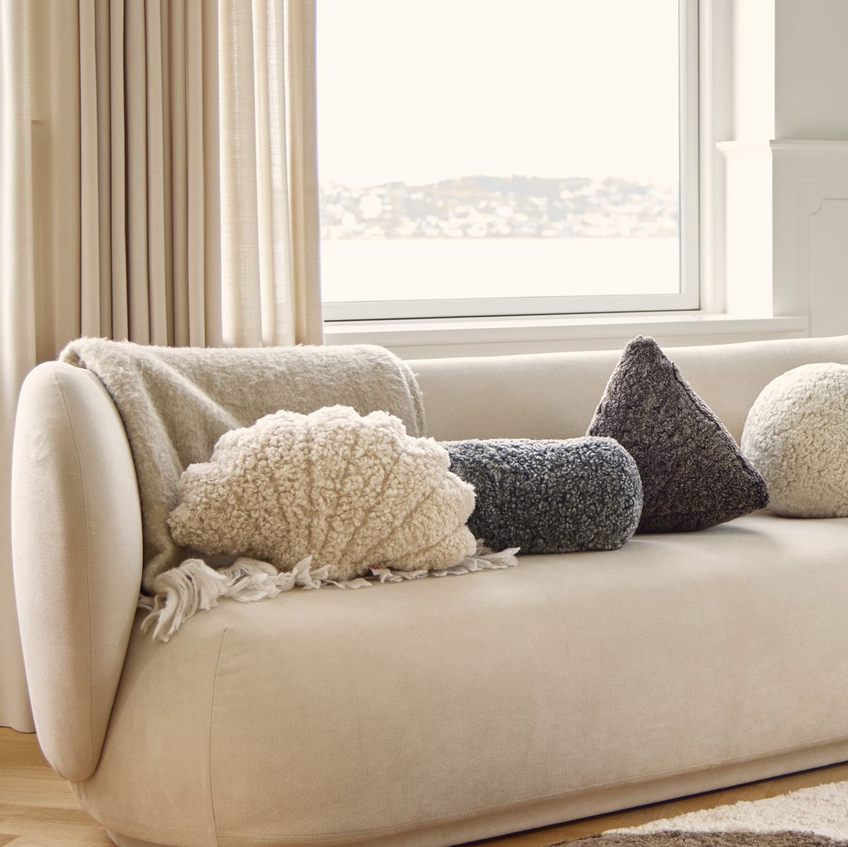 Schelpen Kussen | Small | Medium | Large Antraciet Grijs