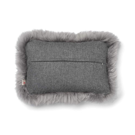 Wollen Kussen | LW rand | 52x52 cm | 34x52 cm Steen/Lichtgrijs
