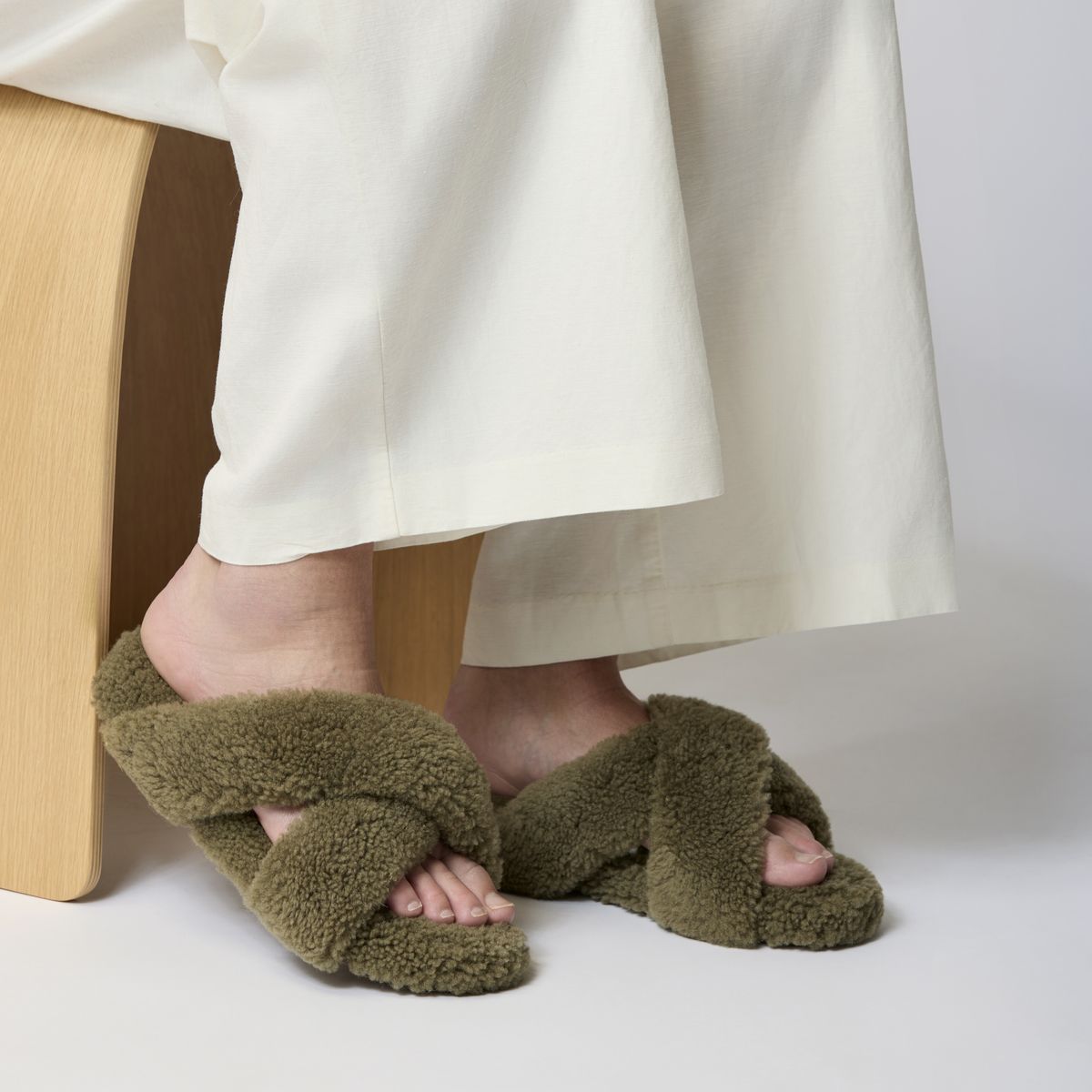 Curly Cross Slipper Honing