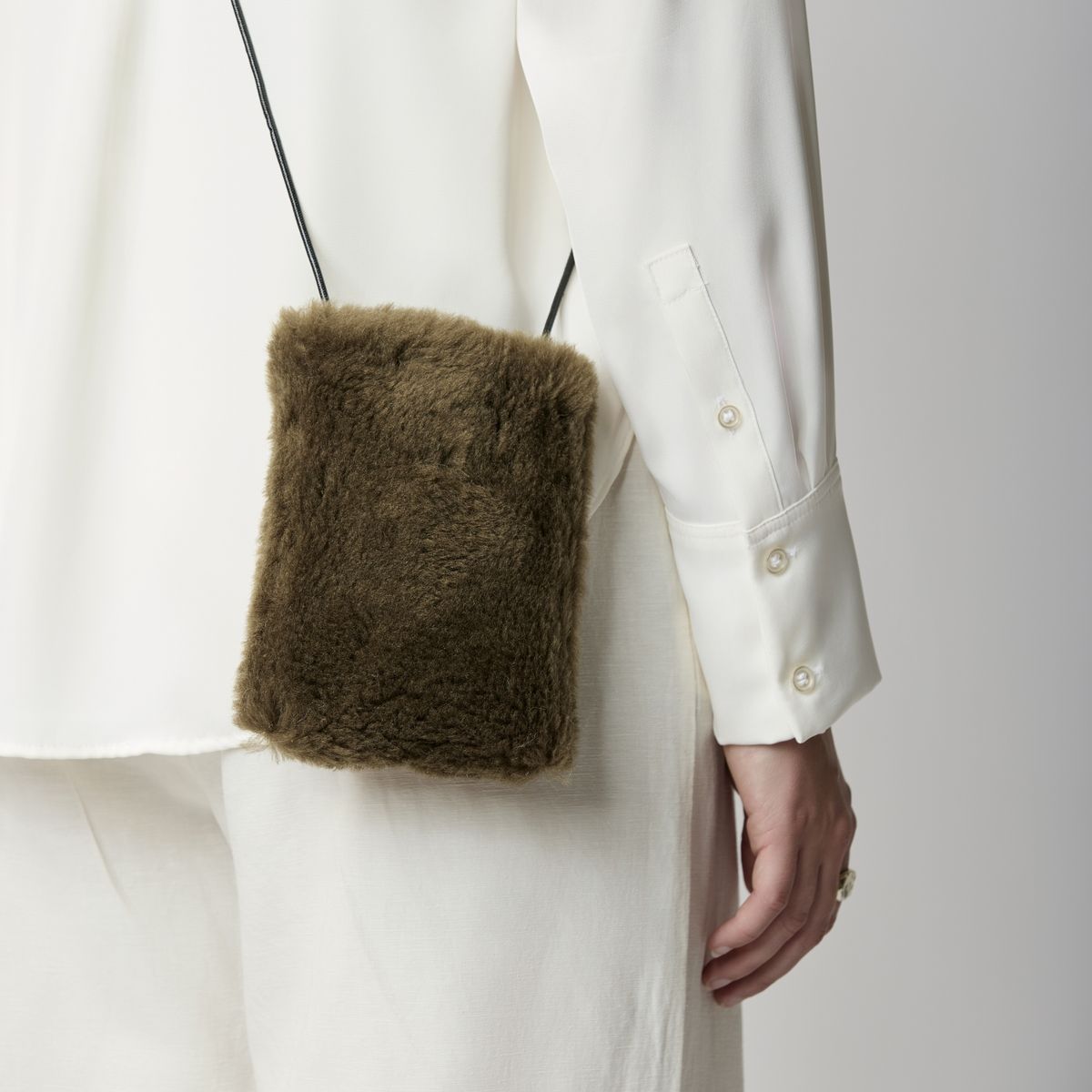 Gwen Telefoontas Beige