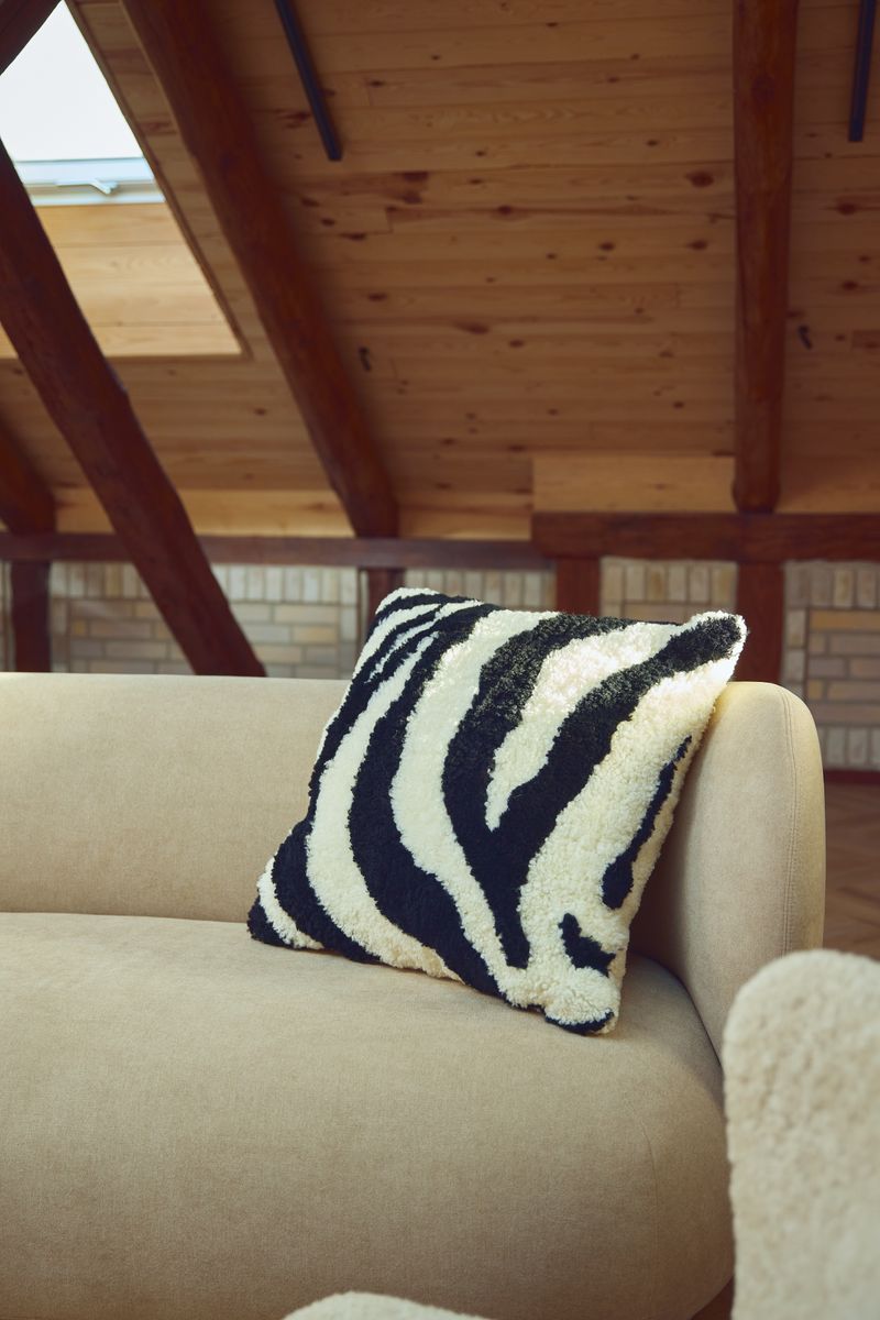 Zebra Kussen | Dubbelzijdig | 60x60 cm Ivoor/Zwart