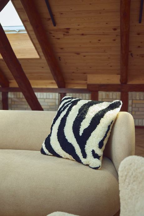 Zebra Kussen | Dubbelzijdig | 60x60 cm Ivoor/Zwart
