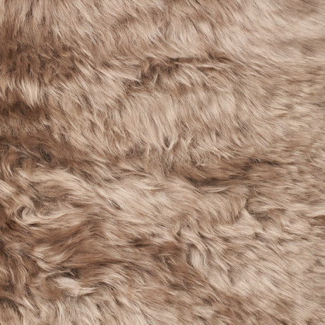 Skandi Ronde Loungestoel | Langharige Schapenvacht Taupe