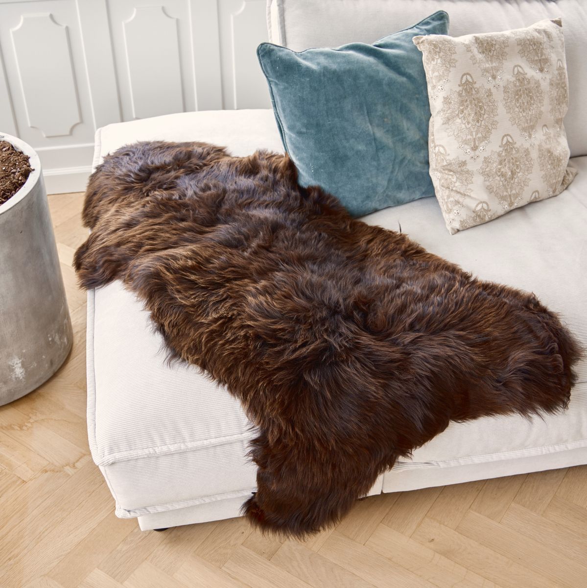 Engelse Schapenvacht | Kortharig | 120+ cm Natuurlijk donkerbruin