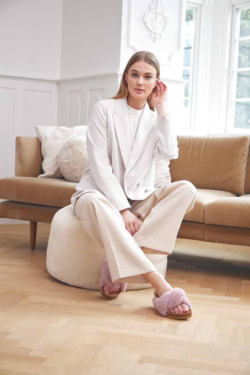 Lilly Cross Slipper Roze Paars