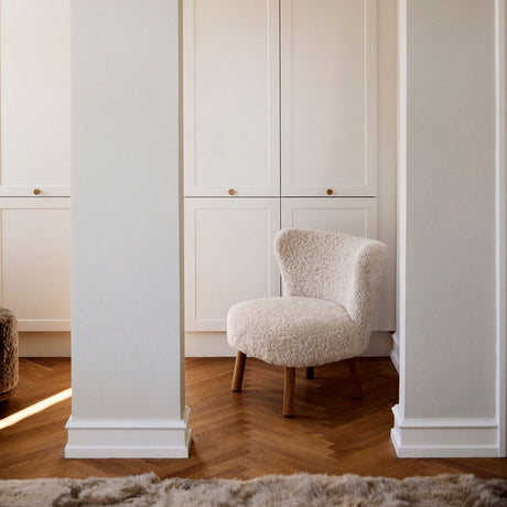 Emily Loungestoel | Kortharige Schapenvacht Antraciet Grijs